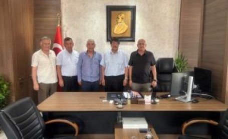 YENİ ATANAN GÜMRÜK MÜDÜRÜNÜ ZİYARET